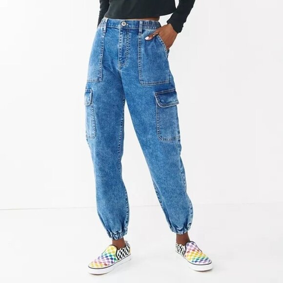 SO High Rise Mom Cargo Jogger Medium Wash Jeans 29 - Picture 1 of 6